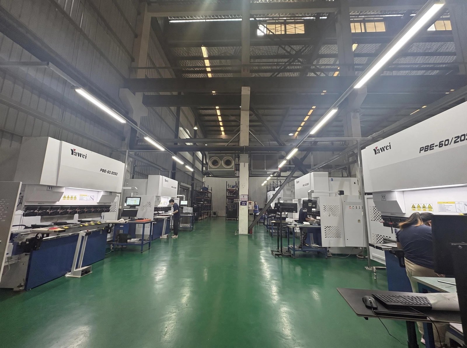 ACE Suzhou factory - 10 newly added Yawei PBE-60/2050 press brakes on shop floor